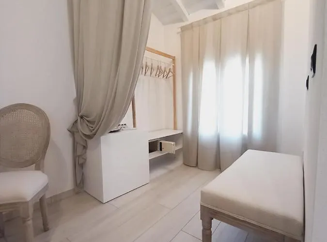 La Corte Country مودينا