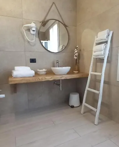 La Corte Country بيت ضيافة 4*