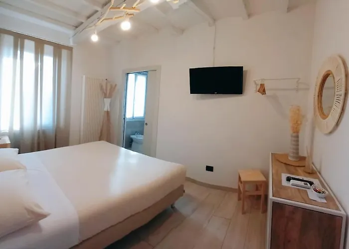 La Corte Country بيت ضيافة مودينا